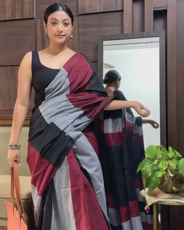 Grey_and_Maroon_Color_1_-_Minute_Ready_to_Wear_Mulmul_Cotton_Saree_with_Blouse_Piece