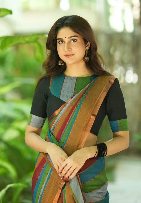 Multicolor_Striped_Mulmul_Cotton_Saree_Saree_with_Matching_Blouse_Piece