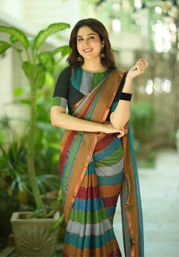 Multicolor_Striped_Mulmul_Cotton_Saree_Saree_with_Matching_Blouse_Piece