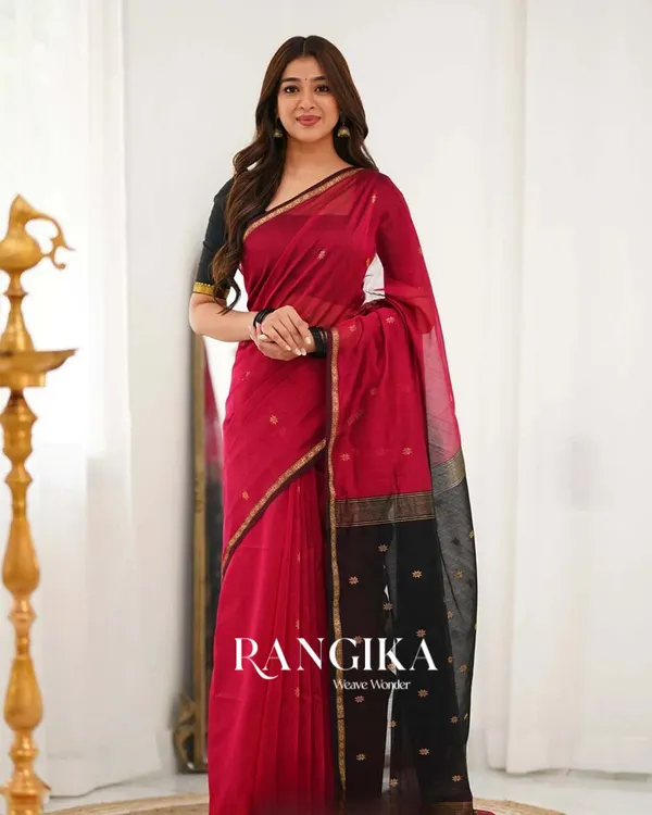 Red_Color_Premium_Cotton_Silk_Saree_With_Classy_Blouse_and_tassels