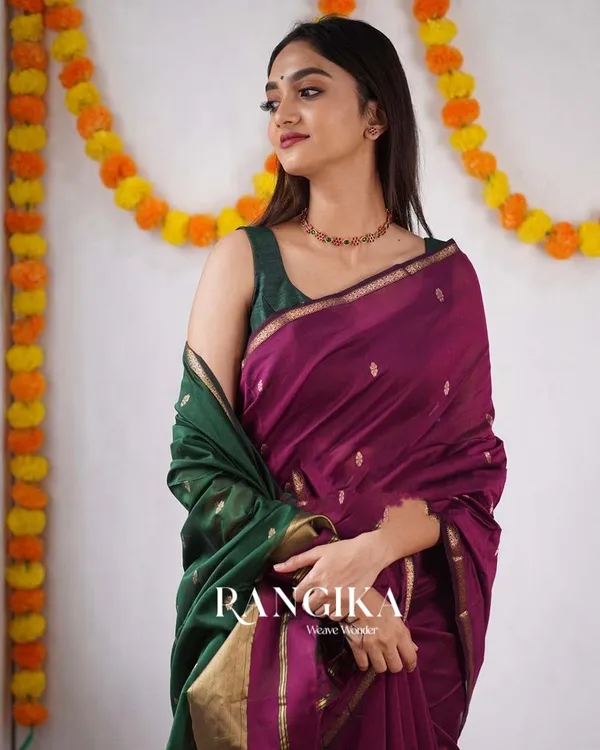 Pink_Color_Premium_Cotton_Silk_Saree_With_Classy_Blouse_and_tassels