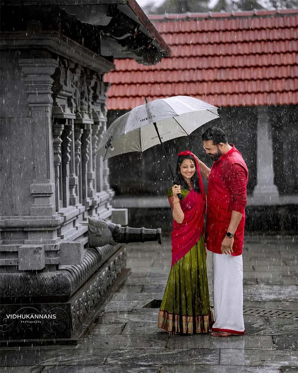Light_Green_And_Red_Kanchipuram_Zari_Weaving_Half_Saree_With_Blouse___Silk_Dupatta