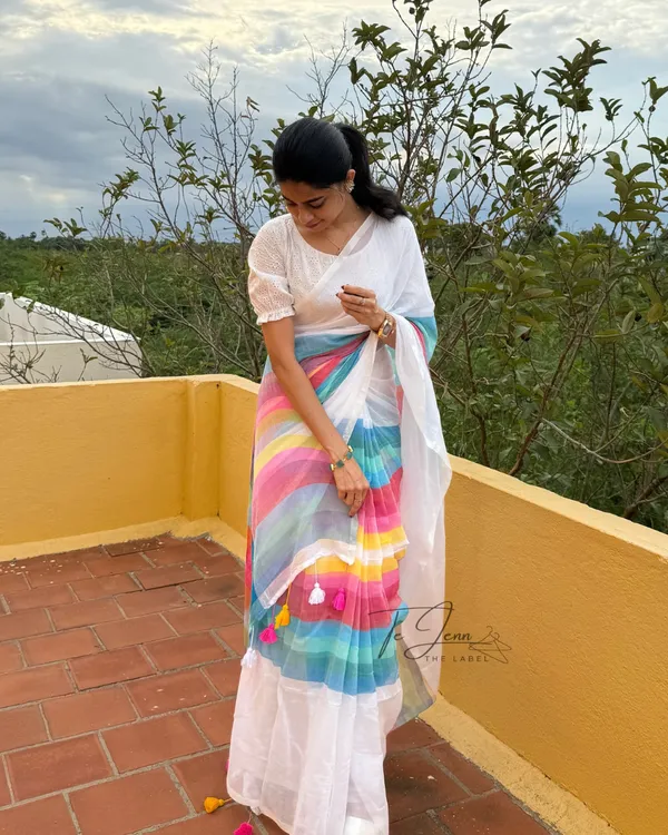 Megh_Dhanush_-_White_Linen_Saree_with_Rainbow_Stripes_&_Blouse_Piece