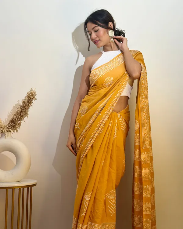 Yellow_Color_1_Minute_Ready_To_Wear_Mulmul_Cotton_Digital_Printed_Saree_With_Pocket