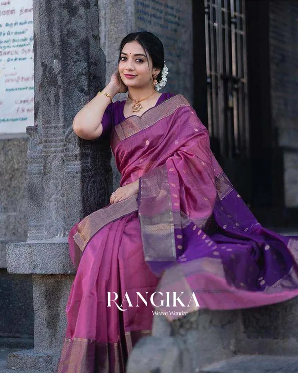 Lavender_Color_Premium_Cotton_Silk_Saree_With_Classy_Blouse_and_tassels