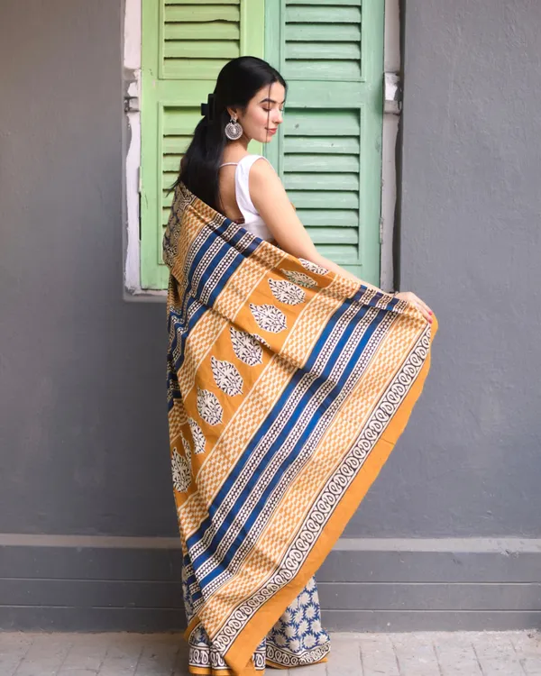 Blue_Color_1_Minute_Ready_To_Wear_Mulmul_Cotton_Digital_Printed_Saree_With_Pocket