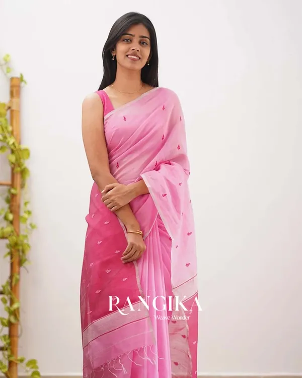 Pink_Color_Cotton_Silk_Saree_with_Calssy_Blouse_and_tassels