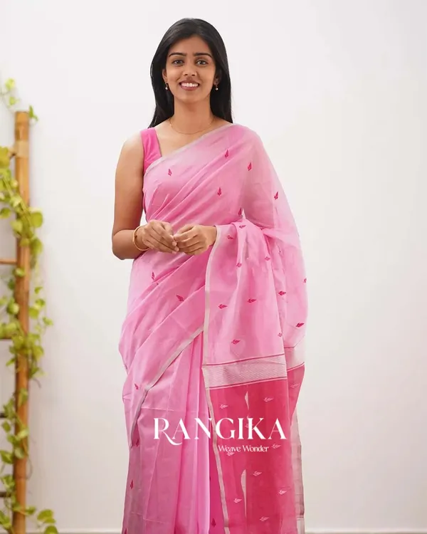 Pink_Color_Cotton_Silk_Saree_with_Calssy_Blouse_and_tassels