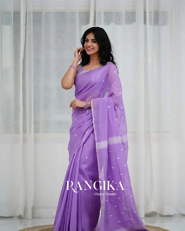 Lavender_Color_Cotton_Silk_Saree_with_Calssy_Blouse_and_tassels