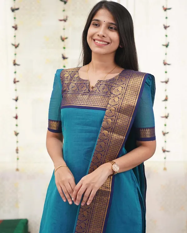 Blue_Cotton_Salwar_With_Dupatta_For_Women