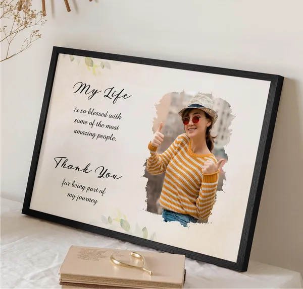 Customizable_Office_Moments_Frame_For_Gift_For_Colleagues_|_Engraved_On_Wood