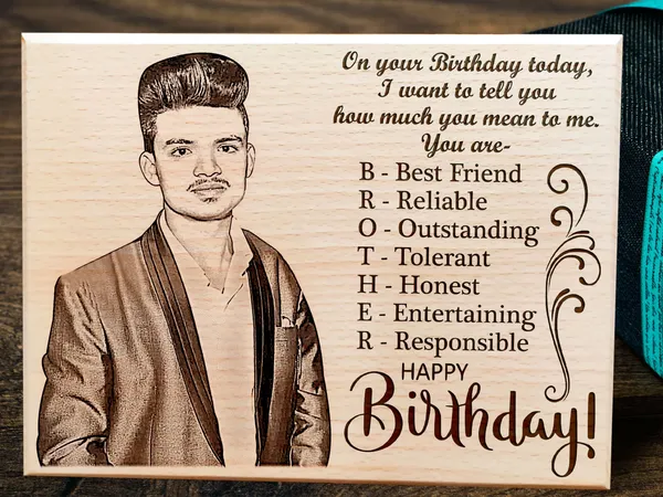 Customizable_Best_Sister_Engraved_On_Wood__Frame_For_Sibling_Birthday