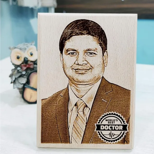 Customizable_Best_Colleague_Engraved_On_Wood_Frame_For_Gift_For_Colleagues