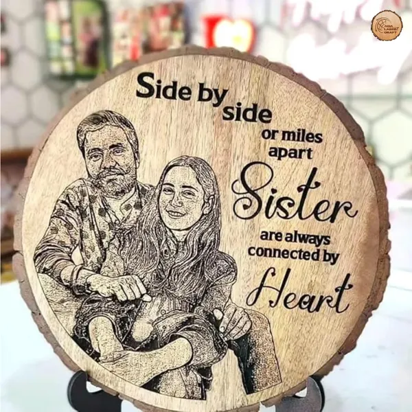 Customizable_Engraved_On_Wood_Photo_Frame_–_Round_Shape