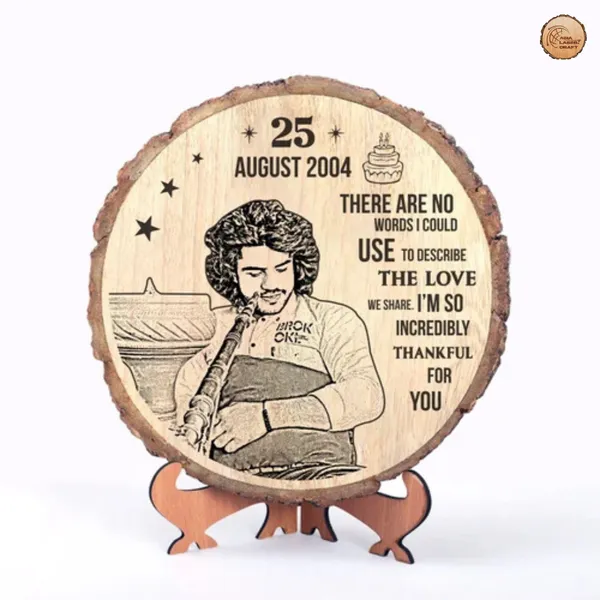 Customizable_Engraved_On_Wood_Photo_Frame_–_Round_Shape