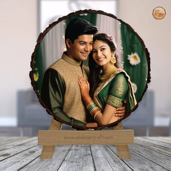 Customizable_UV_Printed_Photo_Frame_–_Round_Shape_|_Engraved_On_Wood