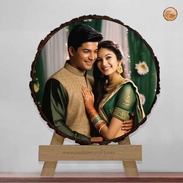 Customizable_UV_Printed_Photo_Frame_–_Round_Shape_|_Engraved_On_Wood
