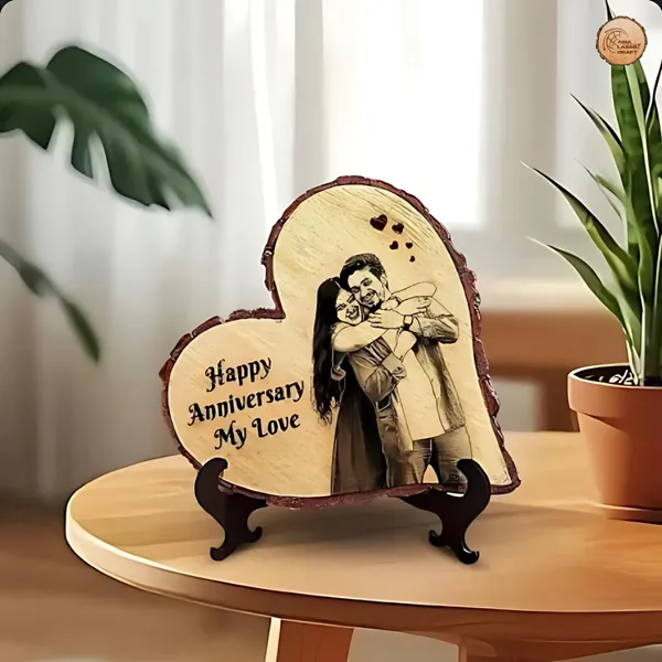 Customizable_Personalized_Engraved_On_Wood_Photo_Frame_–_Heart_Shape