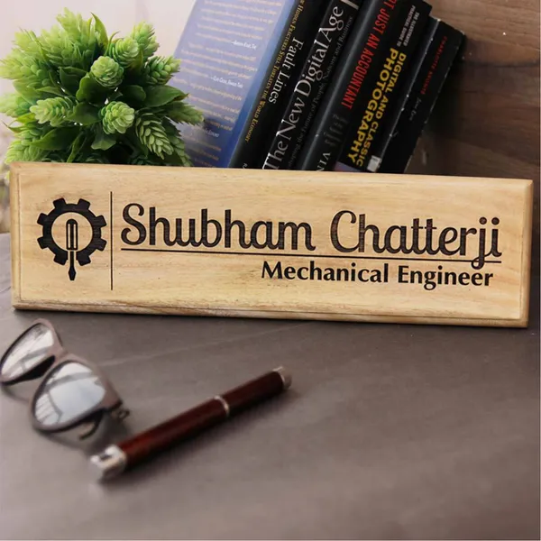 Customizable__Name_Plates