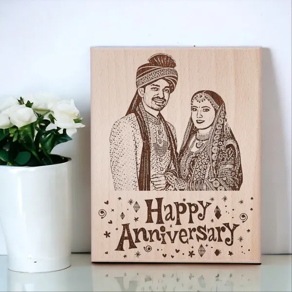 Customizable_Couple_Photo_Engraved_On_Wood_Frame_For_1St_Anniversary