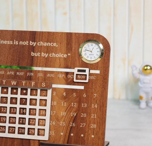 Customizable_Calendar_Engraved_On_Wood_Desk_Frame_For_For_Desk
