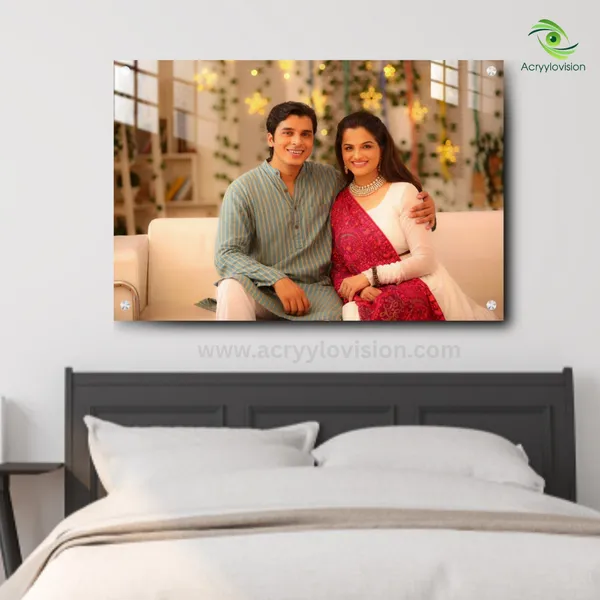 Customizable_Acrylic_UV_Printed_Photo_Frame_for_Couples_–_Acryylovision