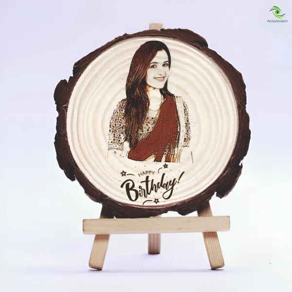 Customizable_Engraved_On_Wood_Photo_Frame_–_Round_Shape