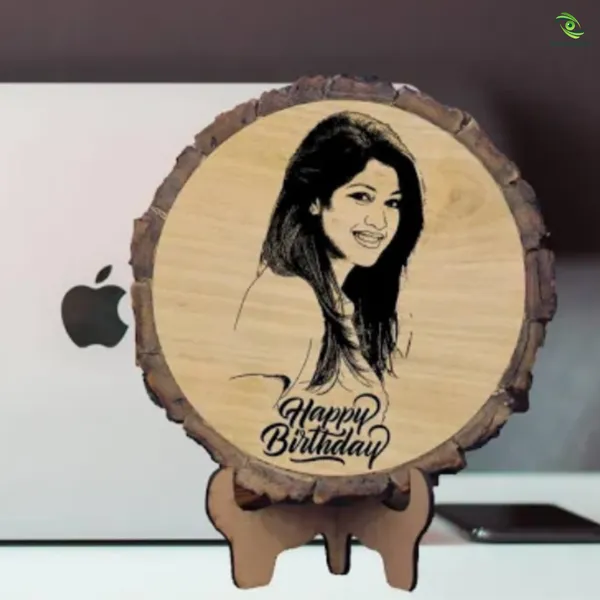 Customizable_Engraved_On_Wood_Photo_Frame_–_Round_Shape