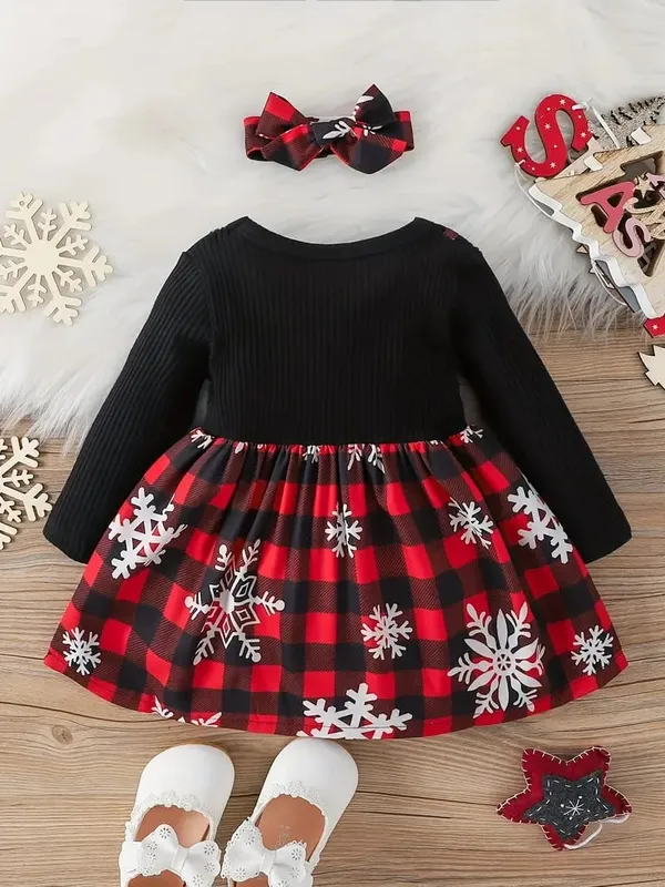 Red_And_Black_Festive_Buffalo_Plaid_Snowflake_Dress__Charm_For_Little_Girls
