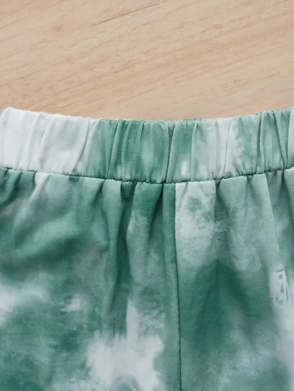 GREEN_HOLI_PRINTED_STYLE_TOP_AND_BOTTOME