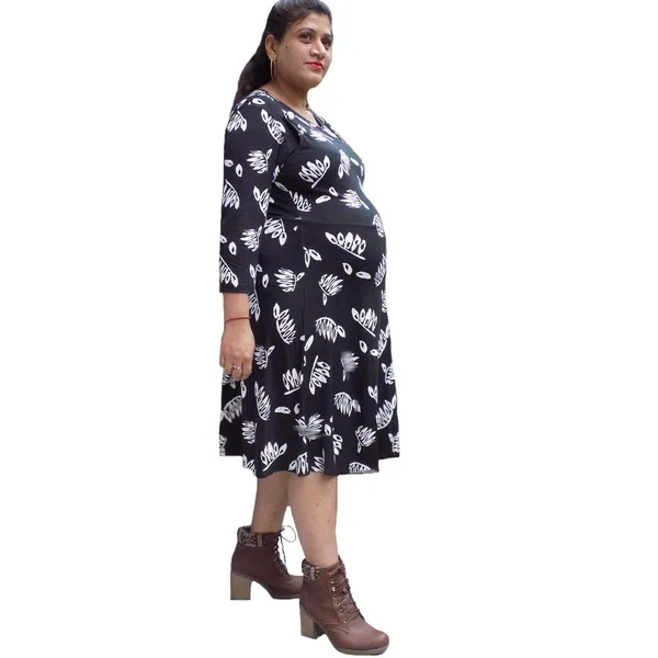 Black_Rayon_Premium_&_Elegant_Maternity_Jegging_For_Women