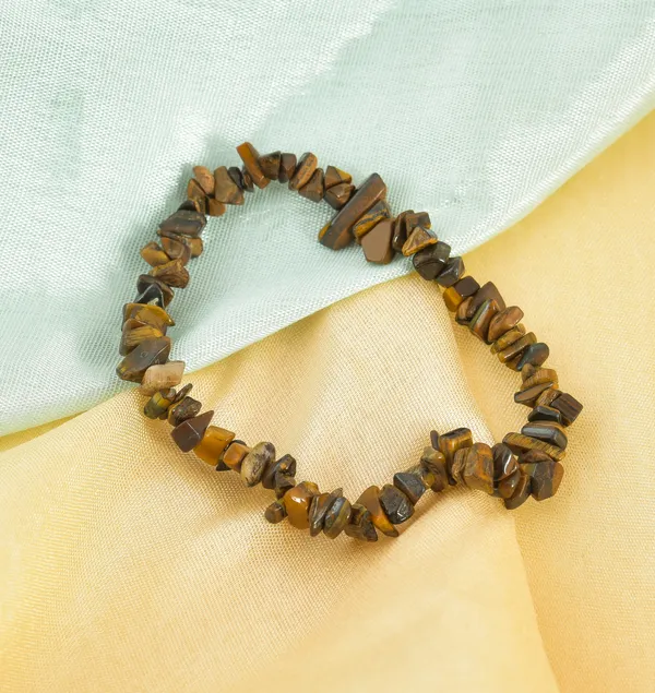 Tiger's_Eye_(Tiger_Eye)_gemstone_Handband