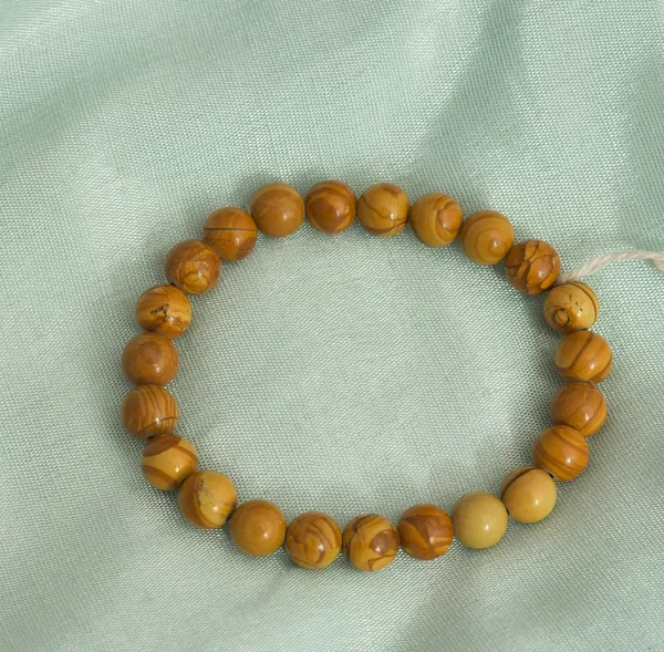 Wood_Jasper_(Brown_Wood_Grain_Beads)