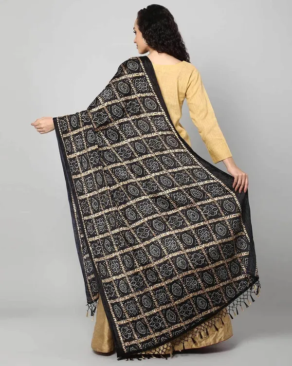 Women_Silk_Bandhej_Dupatta