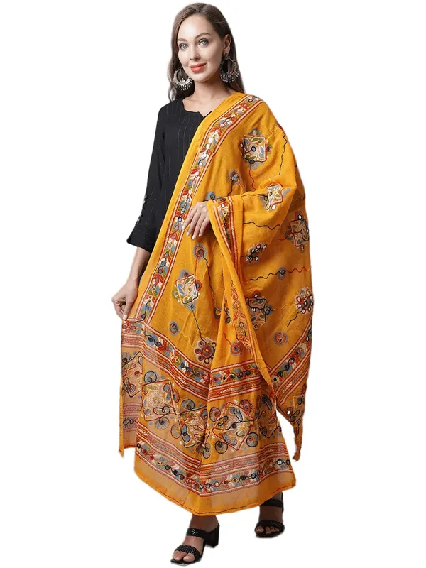 Cotton_Embroidered_Dupatta_For_Women