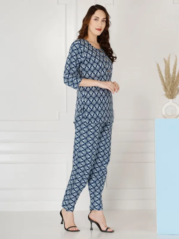 Women_S_Rayon_Night_Suit_Set