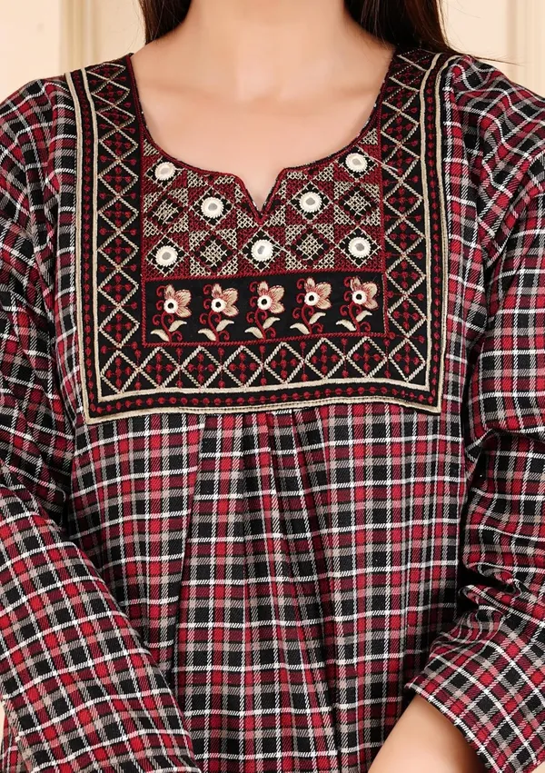 Woolen_Long_Sleeve_Night_Gown_For_Women