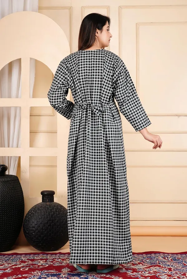 Woolen_Long_Sleeve_Night_Gown_For_Women