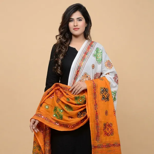 Cotton_Embroidered_Mirror_Work_Dupatta