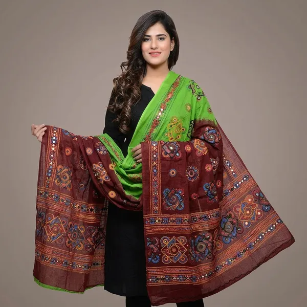 Cotton_Embroidered_Dupatta_For_Women