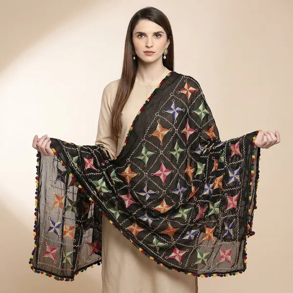 Chiffon_Phulkari_Embroidered_Dupatta