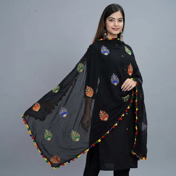 Zari_Phulkari_Embroidery_Dupatta