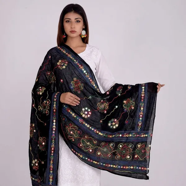 Cotton_Embroidered_Mirror_Work_Dupatta