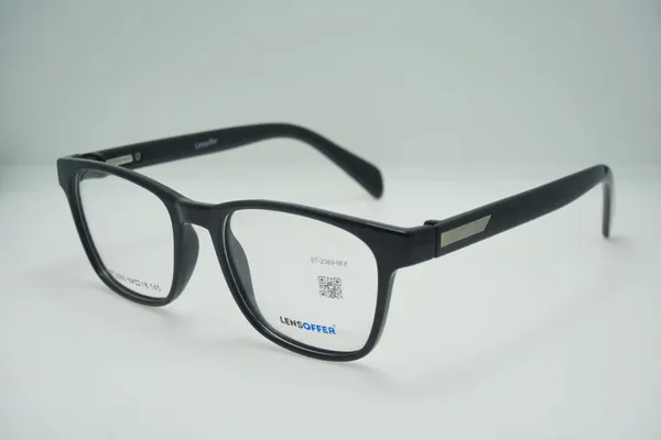 Black_Stylish_Premium_Spectacle_Frame_For_Men_&_Women