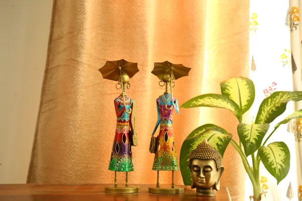 Chic_Umbrella_Doll_Warli_Art_Showpiece_-__Red