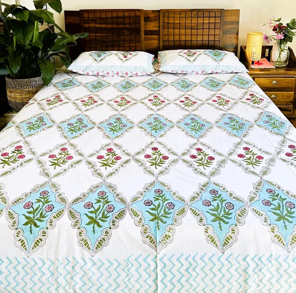 Premium_Quality_Organic_Percale_Cotton_Bedsheet_Set_with_2_Pillow_Covers_King_Size_108X108_in_Turquoise_Blue