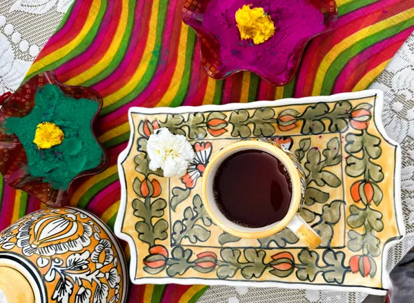 Yellow_Pottery_Multipurpose_Tray_/_Snack_Platter