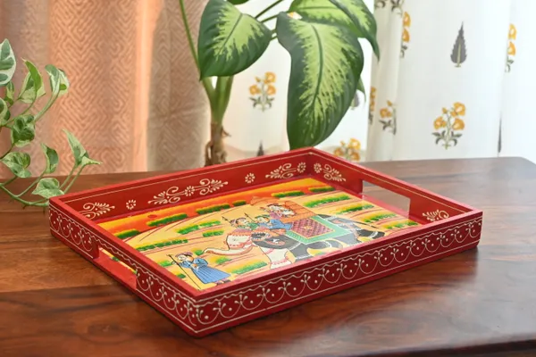 Antique_King_Procession_Handpainted_Wooden_Tray_-_Set_Of_3