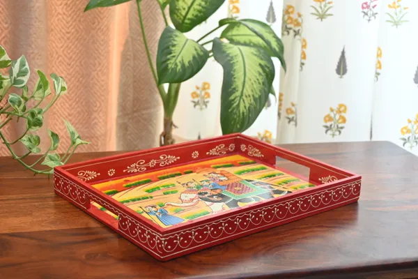 Antique_King_Procession_Handpainted_Wooden_Tray_-_Set_Of_3