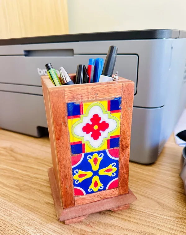Timeless_Mosaic_Multifunctional_Holder_Stand
